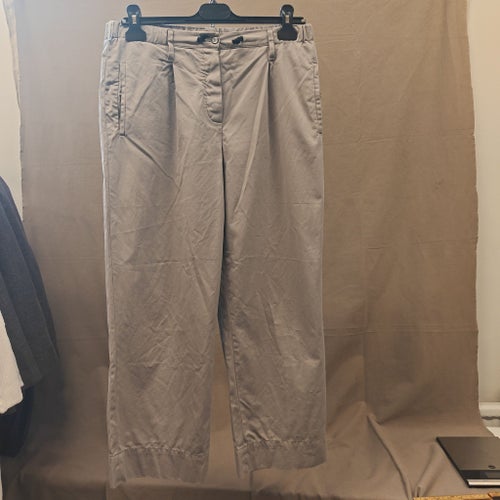 Prada ljusgrå casual byxor, storlek S 40 IT