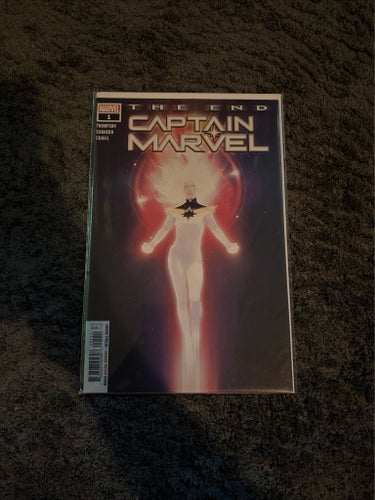 Captain Marvel: The End #1av Thompson, Carnero, Curiel