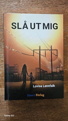 Slå ut mig, Lovisa Lennfalk