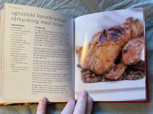 Köp nu! - Njut av kyckling - en samling med över 100 läckra recept