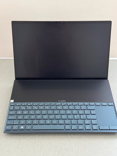ASUS ZenBook Duo UX481F bärbar dator