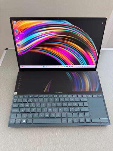 ASUS ZenBook Duo UX481F bärbar dator