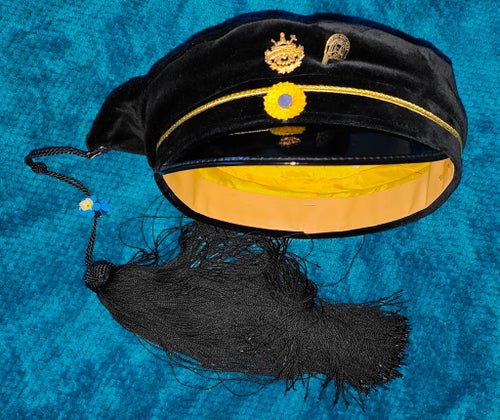Wigens svarta Chalmersmössa med tofs Storlek 59 ( Studentmössa )