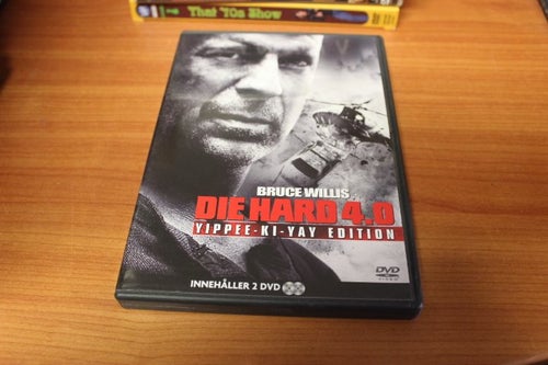 Dubbel-DVD: Die hard 4.0 (Bruce Willis)