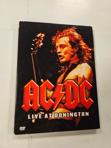 AC/DC - Live At Donington - FINT SKICK!