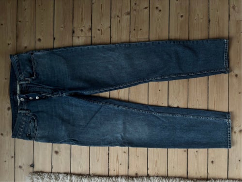Acne Studios blåa jeans, storlek W29L34