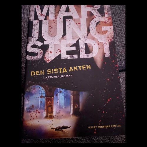 Den sista akten av Mari Jungstedt, 2012