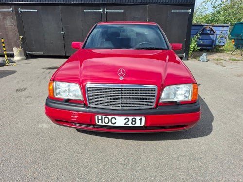 Mercedes-Benz C 220 Sedan 1995 lågmilad 6100 mil