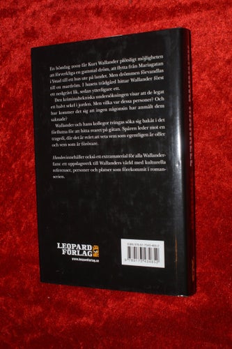MYCKET FINT SKICK INB LÖST OMSLAG HANDEN av HENNING MANKELL en WALLANDER BOK