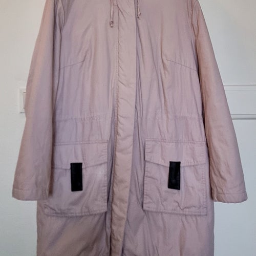 Blekrosa Parka från Bonprix (stl. EU44)