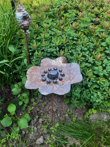 Trädgårdsdekoration, keramikblomma