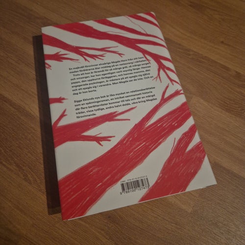 In i labyrinten av Sigge Eklund, 2014 Roman Inbunden Bok