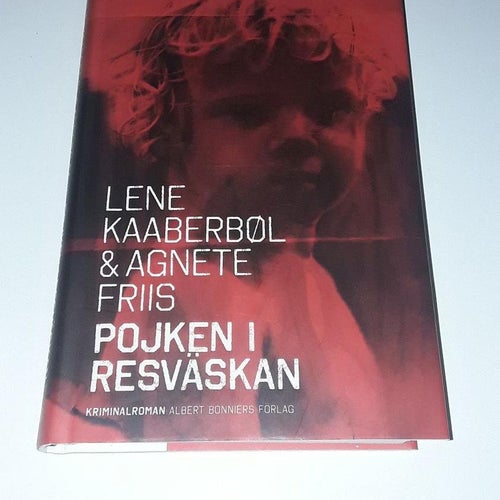 Lene Kaaberbøl - Pojken i resväskan (Inbunden)