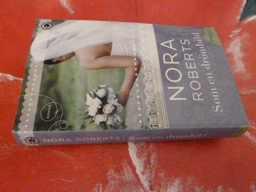BOK, SOM EN DRÖMBILD, NORA ROBERTS, POCKET