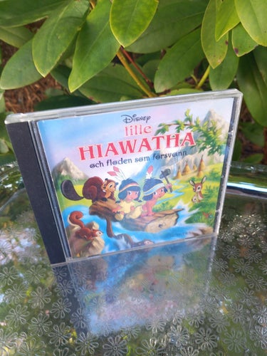 Lille Hiawatha och floden som försvann CD Disney Perfekta barnvakten och godnatt