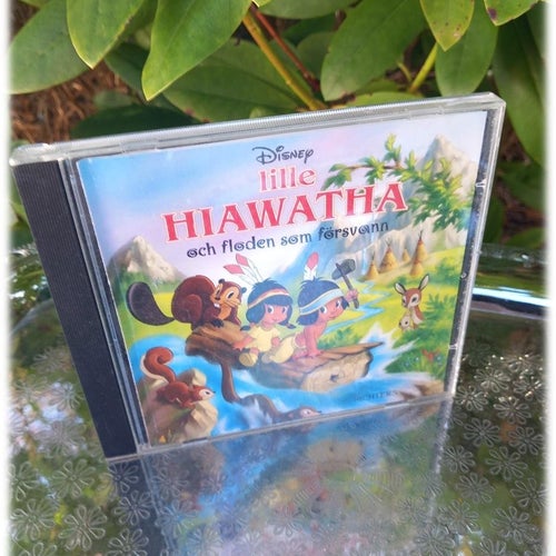 Lille Hiawatha och floden som försvann CD Disney Perfekta barnvakten och godnatt