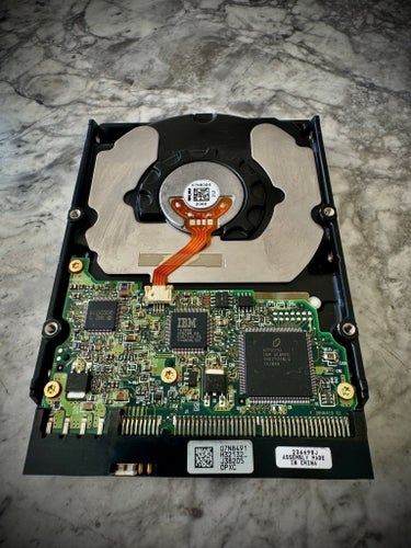 Retro PC/APPLE/AMIGA - HDD IBM Deskstar 41 GB IDE 3.5” Hårddisk