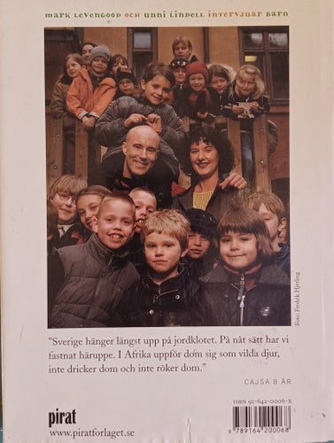Gamla tanter lägger inte ägg av Mark Levengood och Unni Lindell, 2000
