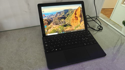 Microsoft Surface Go 128 GB surfplatta med tangentbord