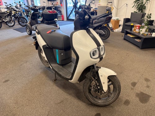 Yamaha NEO'S EL