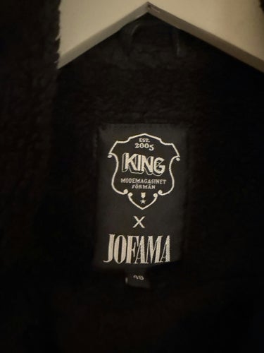 Jofama X King-skinnjacka