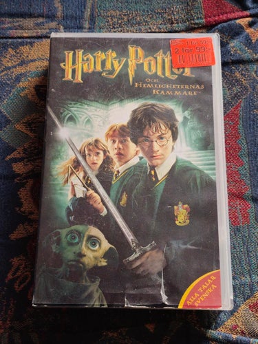 Harry Potter Och Hemligheternas Kammare VHS (Svenskt Tal och text )