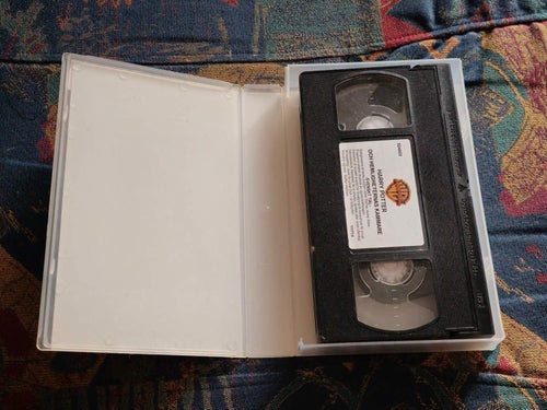Harry Potter Och Hemligheternas Kammare VHS (Svenskt Tal och text )