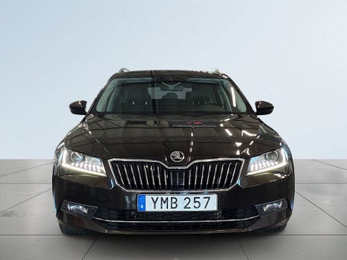 Skoda Superb 2.0 TDI 4x4 Businessline Style S&V/Kamera/Drag/Dvärm