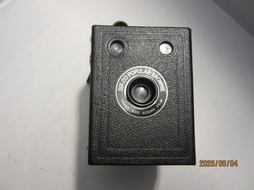 Vintage kamera Six-20 Popular Browinie