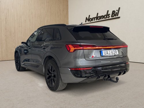 Audi Q8 55 e-tron quattro, 408hk, 2024