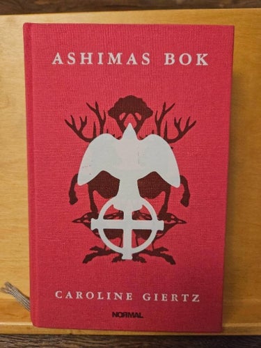 Ashimas Bok, Caroline Giertz
