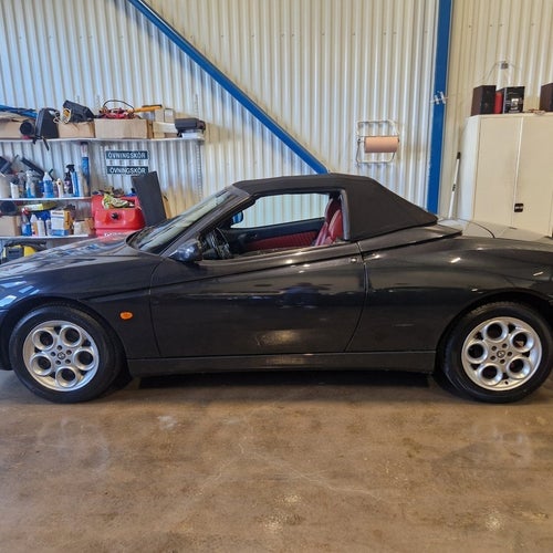 Alfa Romeo Spider 2.0 T.Spark 16V Manuell, 155hk, 2000