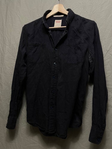Levi's mörkblå denim skjorta, storlek Medium 100% Bomull
