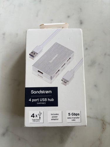 Sandstrøm 4-port USB-hubb