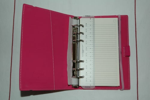 Ny Filofax Heart personal organiser rosa med hjärtan med innehåll