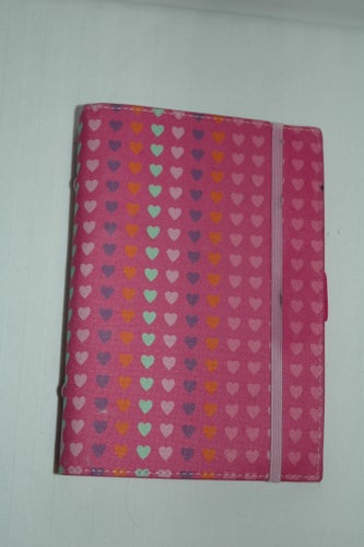 Ny Filofax Heart personal organiser rosa med hjärtan med innehåll