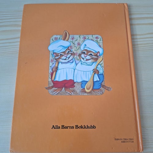 Tuffe Tvättbjörn och andra Godnattsagor av Amye Rosenberg, 1986