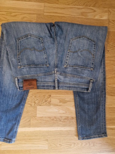 Jack & Jones blå jeans, storlek 30/30