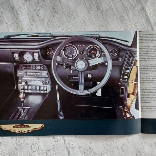 Aston Martin V8 ' ..
