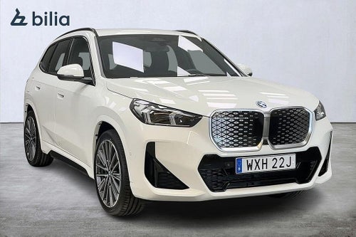BMW iX1 xDrive30 M-Sport/360°/HuD/ACC/Drag