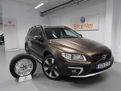 Volvo XC70 D4 AWD Classic V-Däck ingår Drag-Värmare-Navi-BLIS-Adap