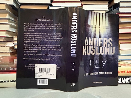 Fly av Anders Roslund. Bok. Very Fine plus