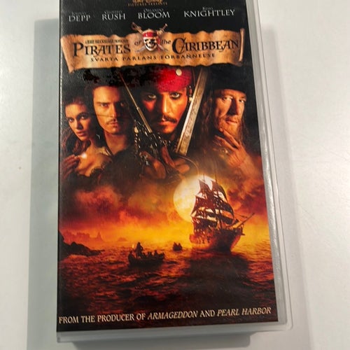 Pirates of the Caribbean - Svarta Pärlans Förbannelse (DVD)