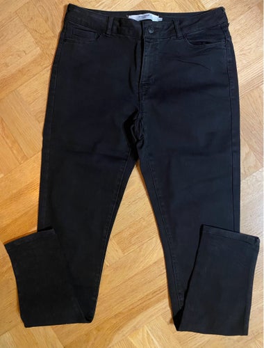Vero Moda svarta jeans, storlek L/32