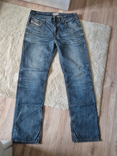 DIESEL Industry blåa jeans, storlek 32