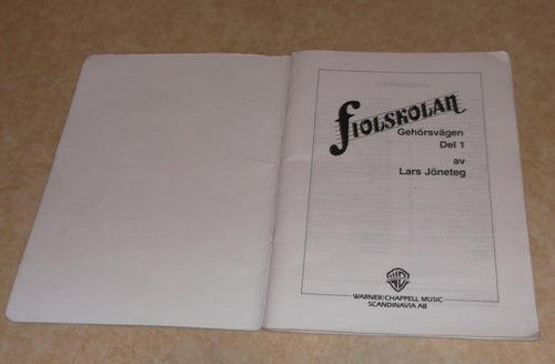Fiolskolan Gehörsvägen Lars Jöneteg häftad Svenska Spela fiol för nybörjare