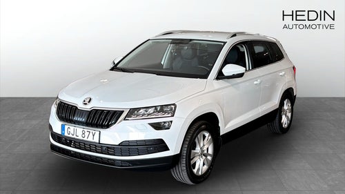 Škoda Karoq 2.0 TDI 150hk 4x4 Style Kamera Värmare Adaptiv