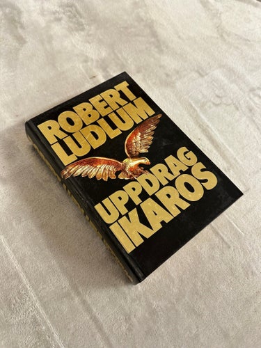 Robert Ludlum – Uppdrag Ikaros | Inbunden