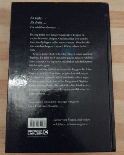 Eragon Christopher Paolini Arvtagaren Del 1 Fantasy Drakar