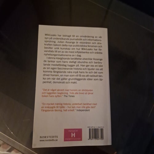 Julian Assange "Memoarer är prostitution" av Julian Assange, 2011